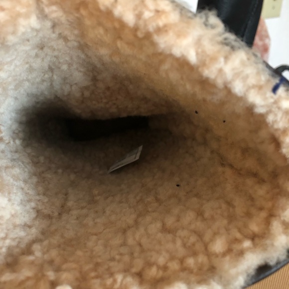 “Brooks” tall UGGS - Picture 8 of 8